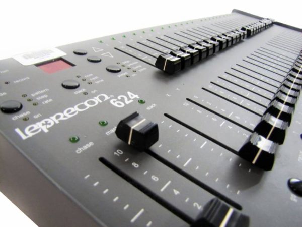 Leprecon LP-624 Microplex DMX - Analog Console