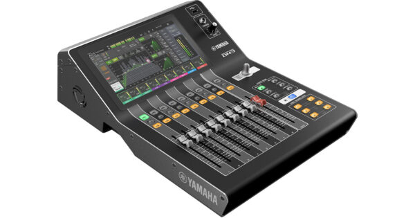 Yamaha DM3-D 22-Channel Digital Mixing Console with Dante